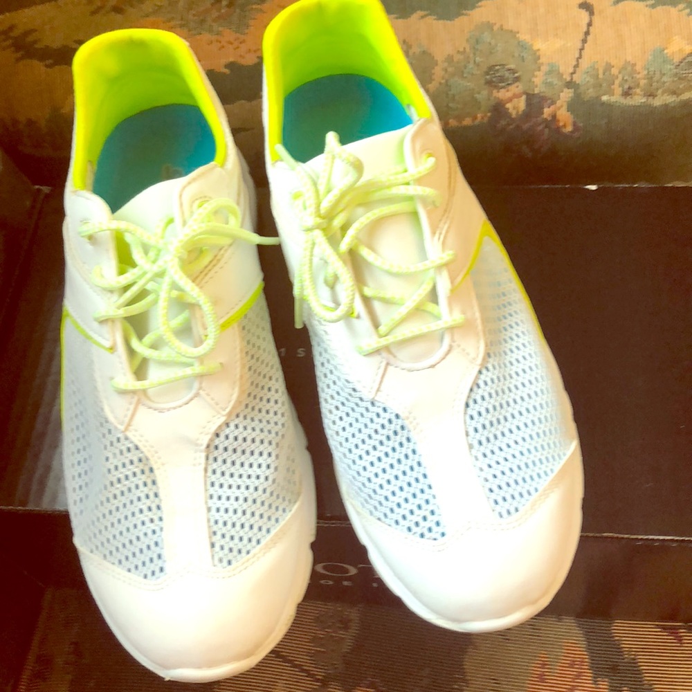 Ladies Golf Shoes